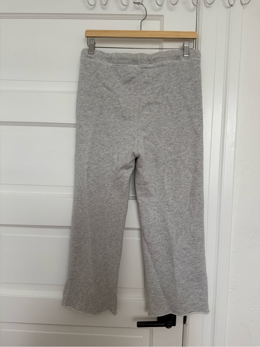 Frank & Eileen Catherine 24”Favorite Sweatpant in Heather Gray - Picture 4 of 5